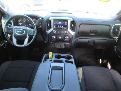 Used 2022 GMC Sierra 1500 Elevation w/ X31 Off-Road Package image 13