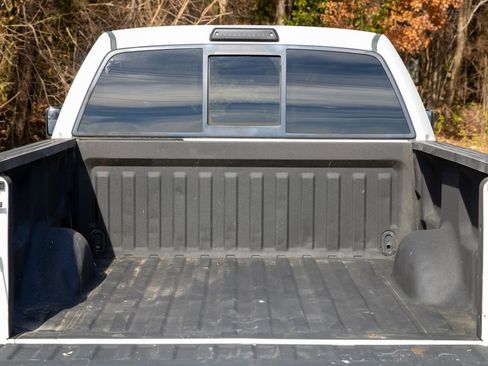 Used 2014 Ford F150 Platinum image 40