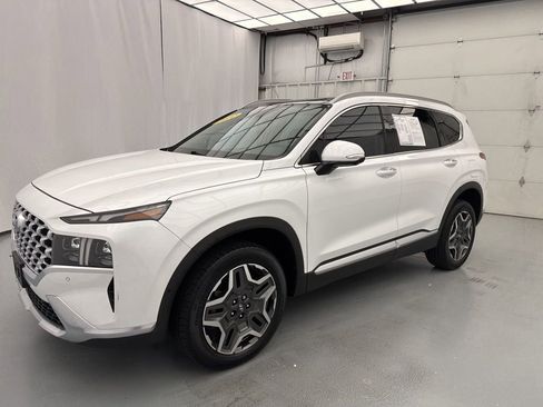 Used 2022 Hyundai Santa Fe Limited AWD/4WD image 3