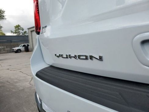 New 2026 GMC Yukon Denali w/ Denali Reserve Package AWD/4WD image 8