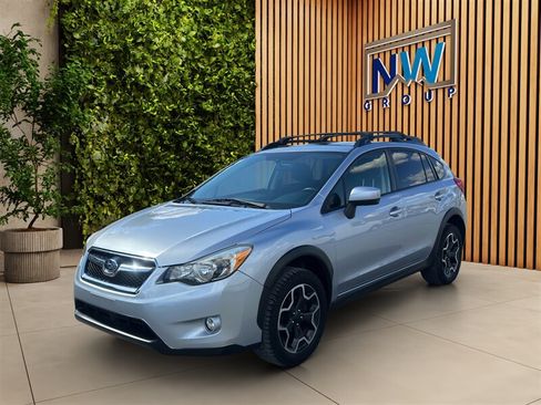 Used 2015 Subaru Crosstrek 2.0i Premium w/ Moonroof Package AWD/4WD image 3