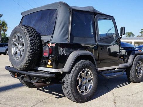 Used 1993 Jeep Wrangler S image 4