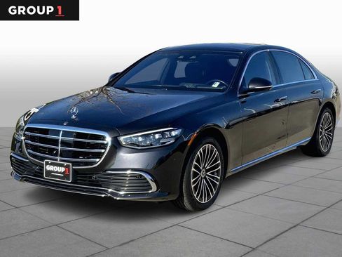Used 2022 Mercedes-Benz S 580 4MATIC Sedan image 1