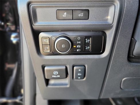 Certified 2024 Ford Expedition Max Platinum image 20