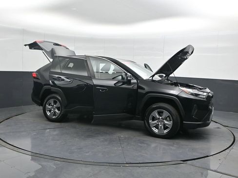Used 2024 Toyota RAV4 XLE image 63