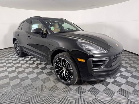 New 2026 Porsche Macan S image 9