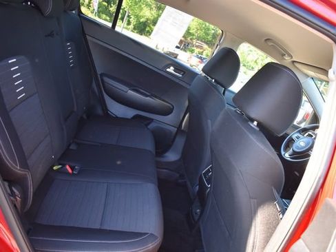 Used 2018 Kia Sportage LX FWD image 13