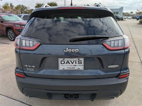 Used 2021 Jeep Cherokee Latitude Lux w/ Comfort/Convenience Group image 5