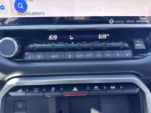 Used 2022 Toyota Tundra Platinum w/ Advanced Package image 29