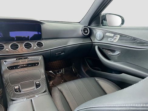 Used 2021 Mercedes-Benz E 350 Sedan image 26