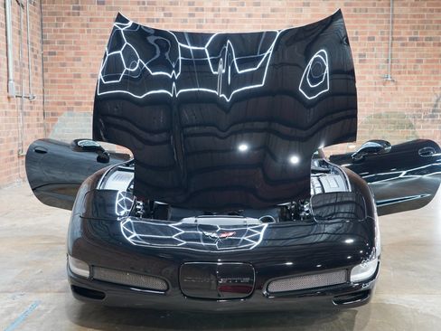 Used 2004 Chevrolet Corvette Z06 RWD image 23