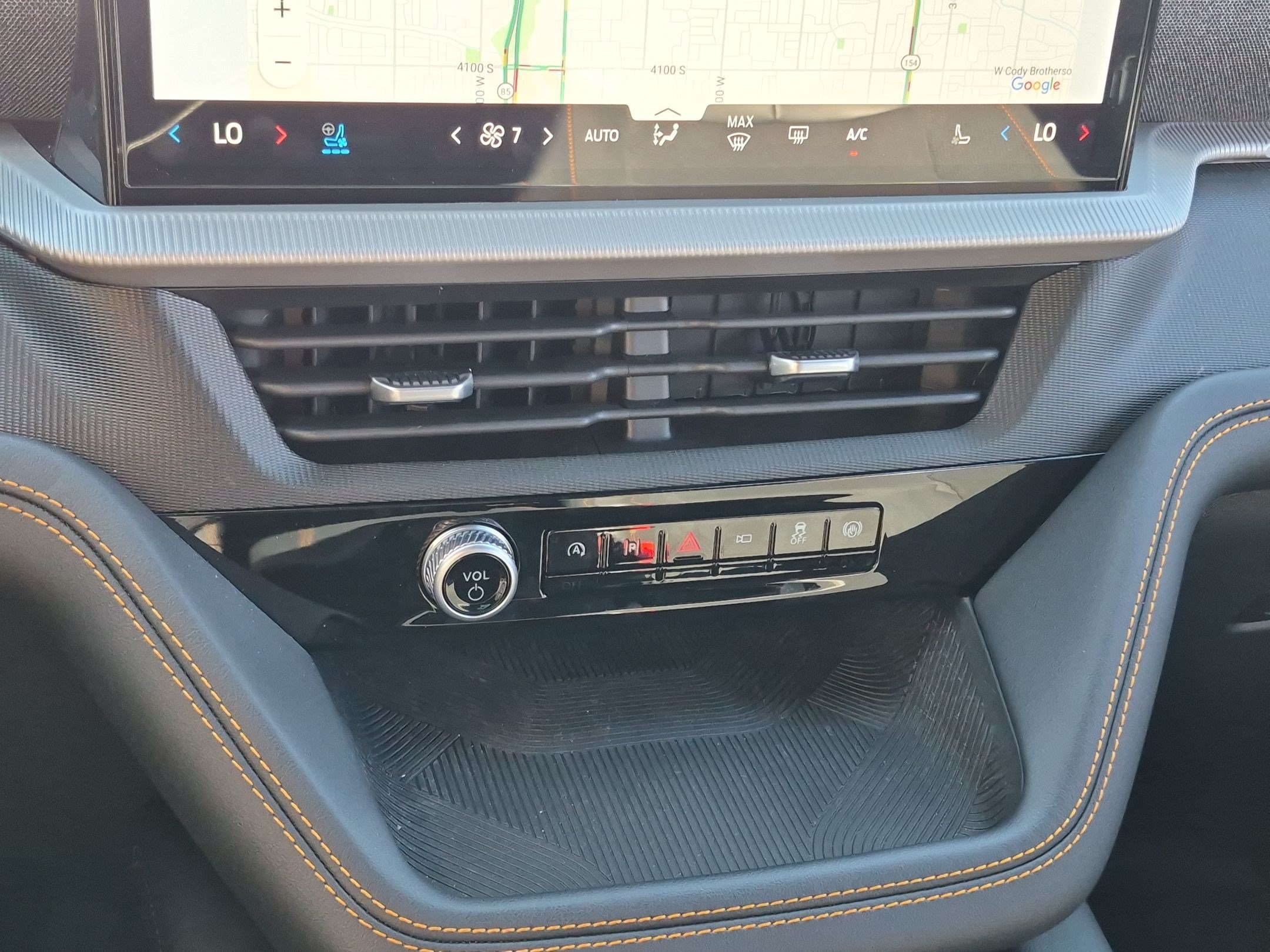 Certified 2026 Ford Explorer Tremor w/ Tremor Ultimate Package AWD/4WD image 29
