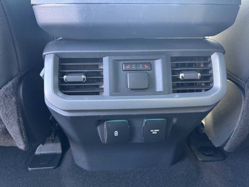 Used 2024 Ford F150 Lightning Lariat image 44