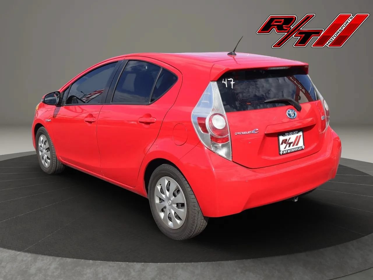 Used 2014 Toyota Prius C Two FWD image 5