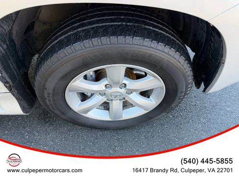 Used 2010 Lexus GX 460 image 29