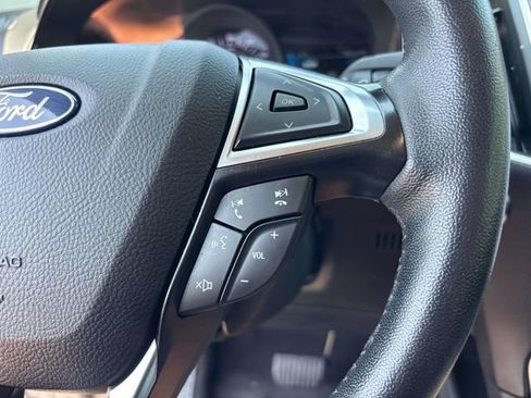 Used 2024 Ford Edge SEL AWD/4WD image 25
