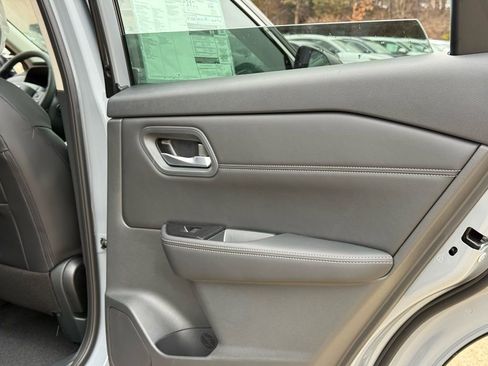 New 2026 Nissan Rogue SV image 23