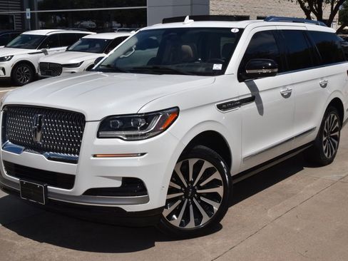 Used 2022 Lincoln Navigator Reserve AWD/4WD image 43