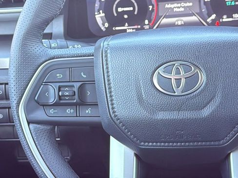 Certified 2026 Toyota 4Runner TRD Off-Road Premium AWD/4WD image 21