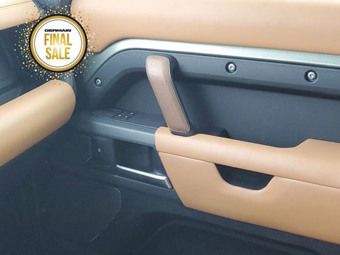 Used 2023 Land Rover Defender 110 X image 24