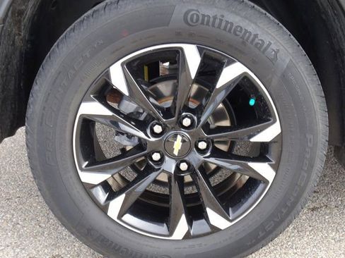 Certified 2022 Chevrolet TrailBlazer LT w/ Driver Confidence Package image 24