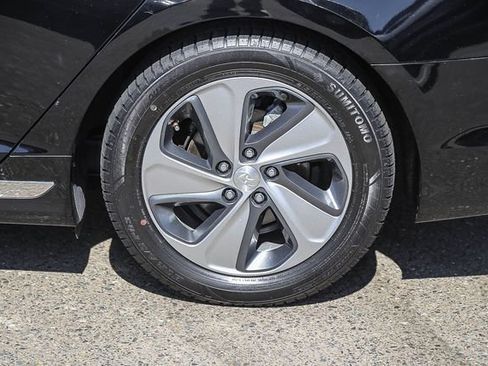 Used 2016 Hyundai Sonata Limited FWD image 12