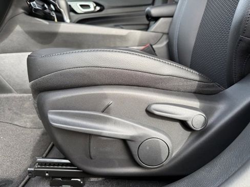 New 2026 Jeep Compass Latitude image 14