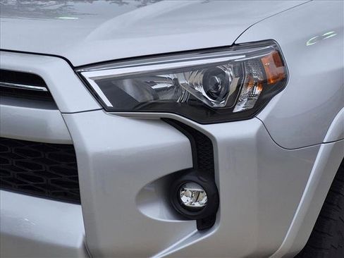 Used 2024 Toyota 4Runner SR5 Premium w/ Moonroof Package RWD image 6