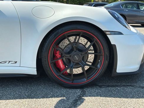 Used 2022 Porsche 911 GT3 RWD image 15
