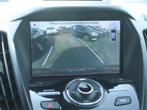 Used 2018 Ford Escape Titanium image 22