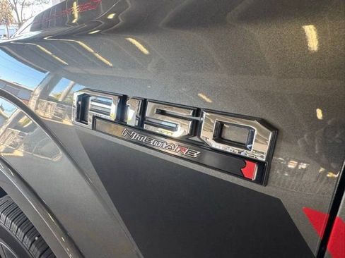 Used 2019 Ford F150 Lariat w/ Equipment Group 502A Luxury image 4