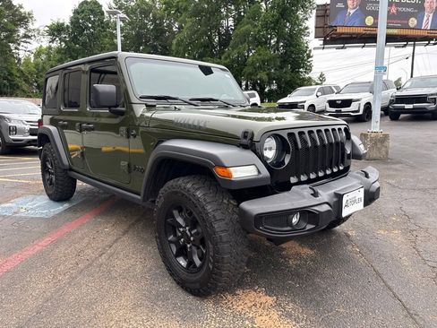 Used 2021 Jeep Wrangler Unlimited Sport AWD/4WD image 4