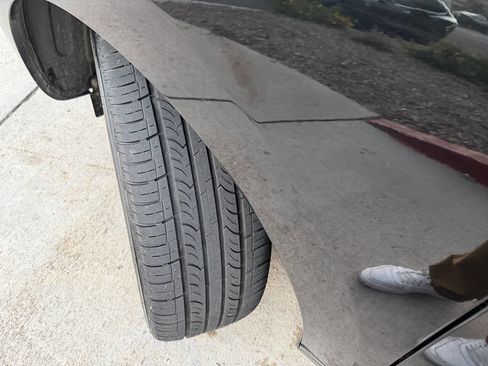 Used 2011 Hyundai Tucson Limited w/ Premium Pkg 3 image 18