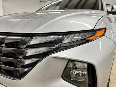 Certified 2023 Hyundai Tucson SEL w/ Convenience Package FWD image 9