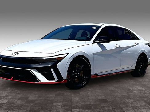 Used 2025 Hyundai Elantra N FWD image 2