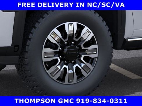 New 2025 GMC Sierra 2500 Denali w/ Denali Reserve Package image 9