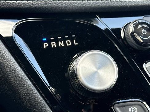 New 2026 Chrysler Pacifica Select image 16