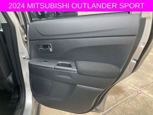 Used 2024 Mitsubishi Outlander Sport AWD image 15