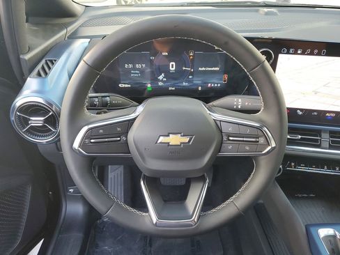 New 2026 Chevrolet Equinox EV LT image 27