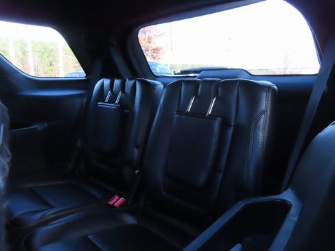 Used 2018 Ford Explorer Sport w/ Equipment Group 401A image 29