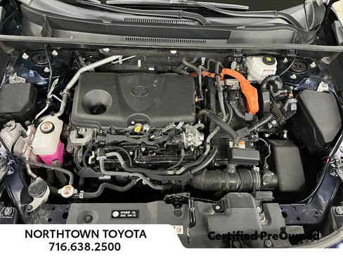 Used 2024 Toyota RAV4 XLE image 28