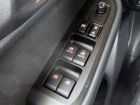 Used 2015 Subaru Outback 2.5i Premium image 29