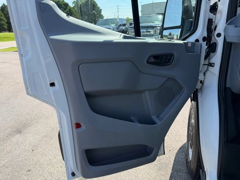 Used 2019 Ford Transit 150 XL RWD image 13