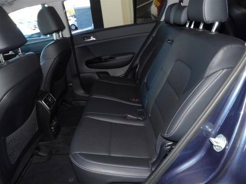 Used 2020 Kia Sportage EX image 22