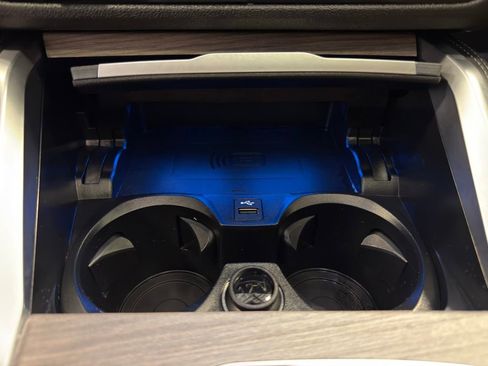 Used 2025 BMW 430i Coupe w/ M Sport Package image 22