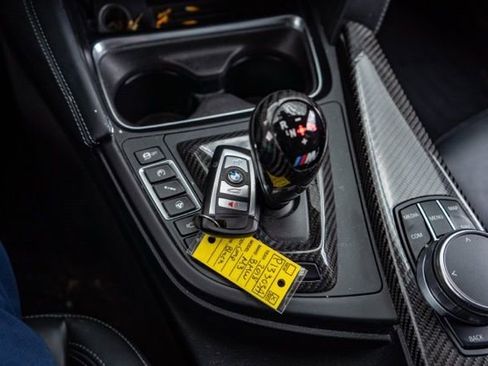 Used 2018 BMW M3 RWD image 25
