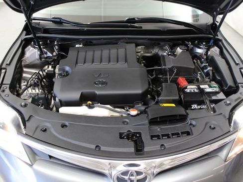 Used 2016 Toyota Avalon XLE FWD image 25