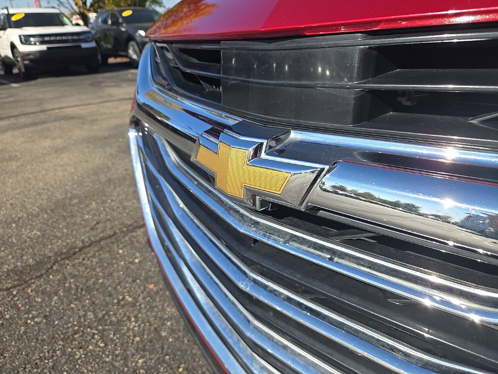 Used 2019 Chevrolet Malibu Premier w/ Sun and Wheel Package FWD image 21