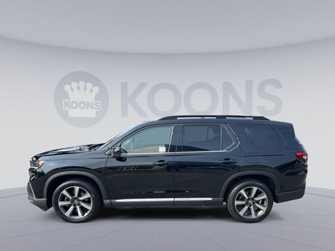 Used 2023 Honda Pilot Elite image 2