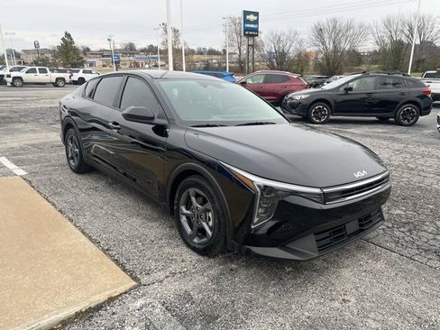 Used 2025 Kia K4 LXS image 4